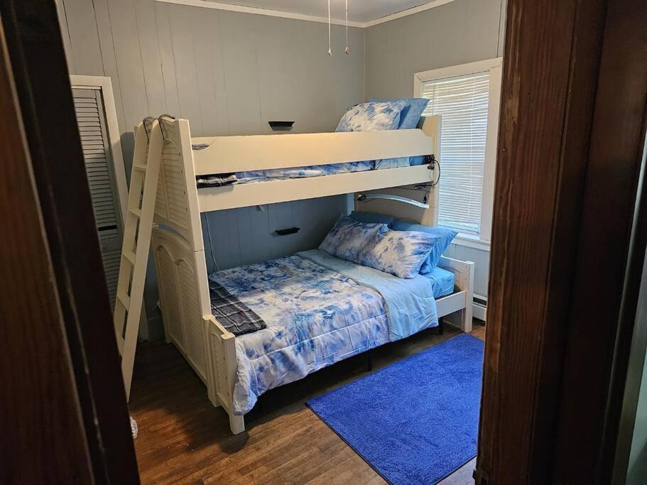 Indian Lake House Worcester Bagian luar foto